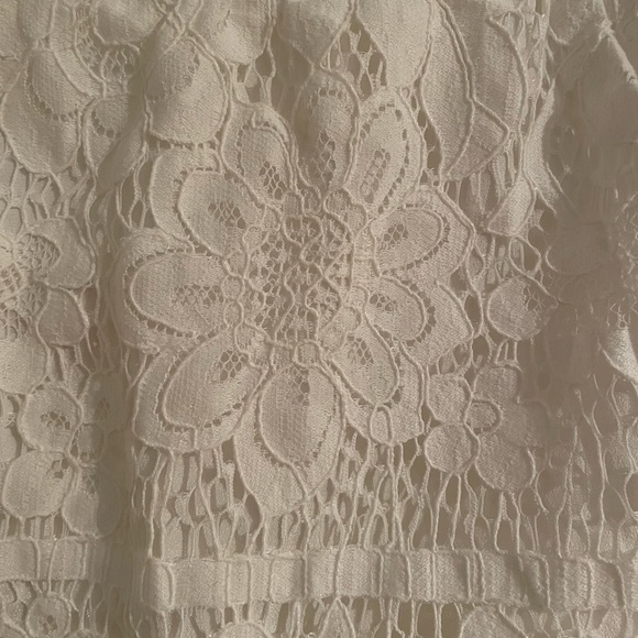 2 piece lace Wayf skirt and crop top set - Picture 8 of 8